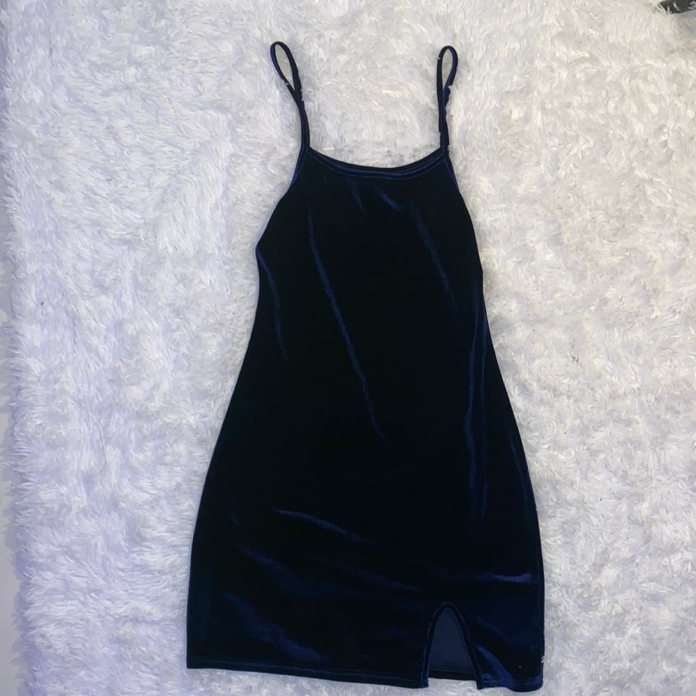 BNWOT Navy velvet dress